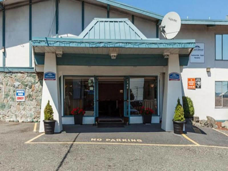 Howard Johnson By Wyndham Nanaimo Harbourside 외부 사진